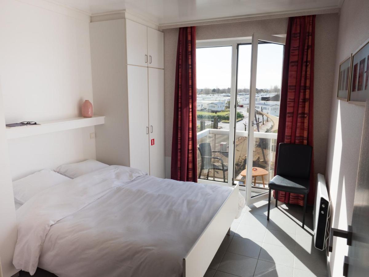 Appartementen Bredene Екстериор снимка